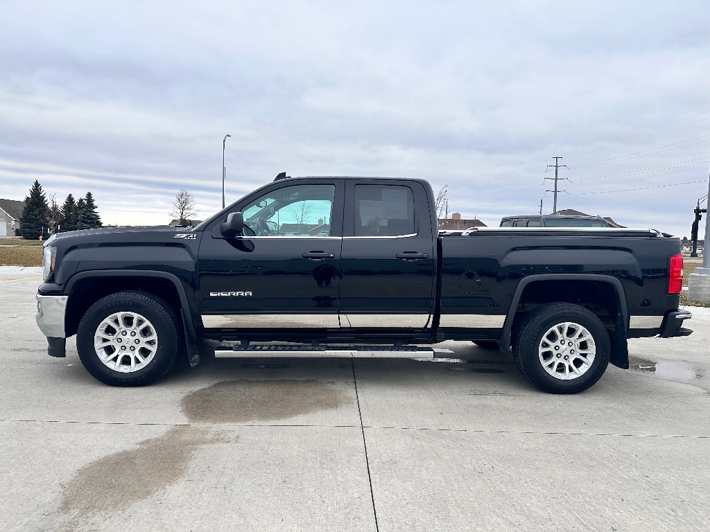 2017 GMC Sierra 1500 SLE's photo