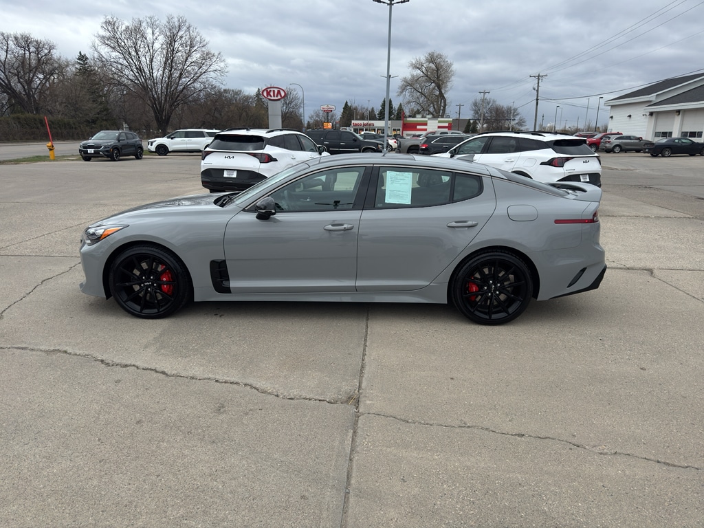 2022 Kia Stinger GT2 AWD's photo