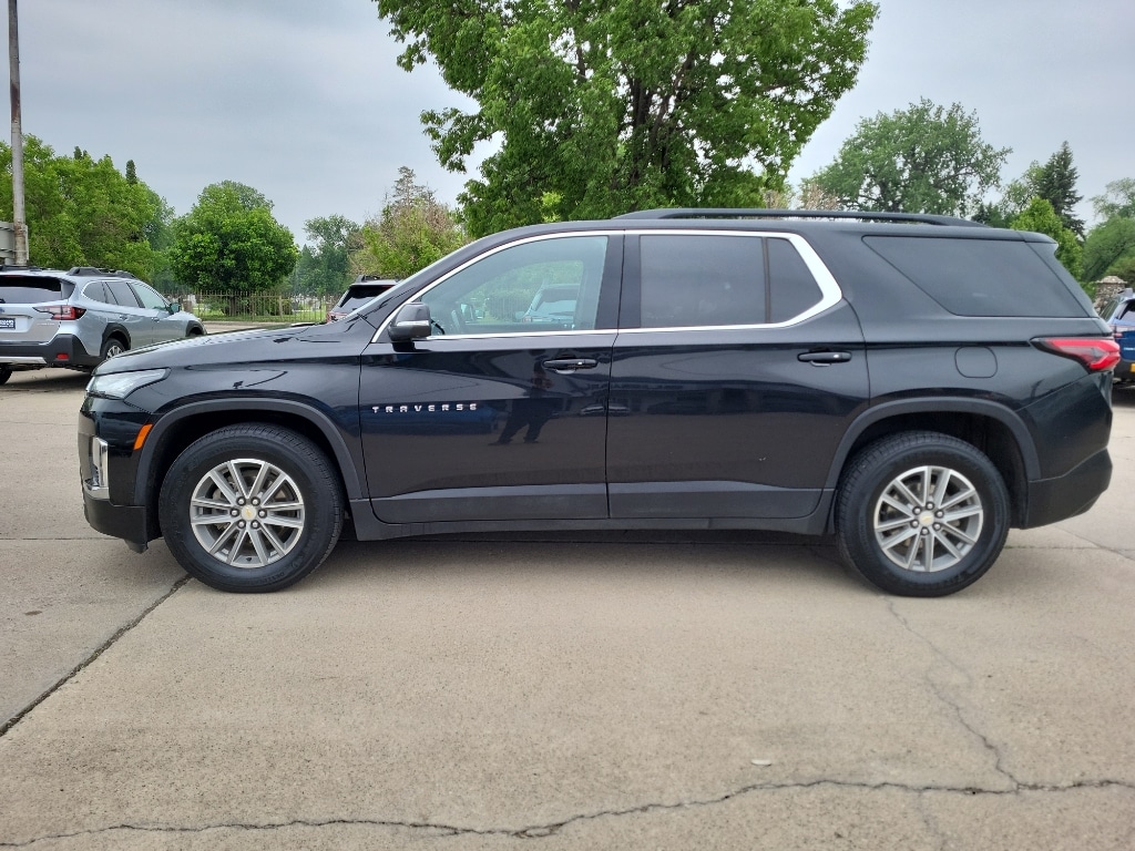 2022 Chevrolet Traverse LT Leather