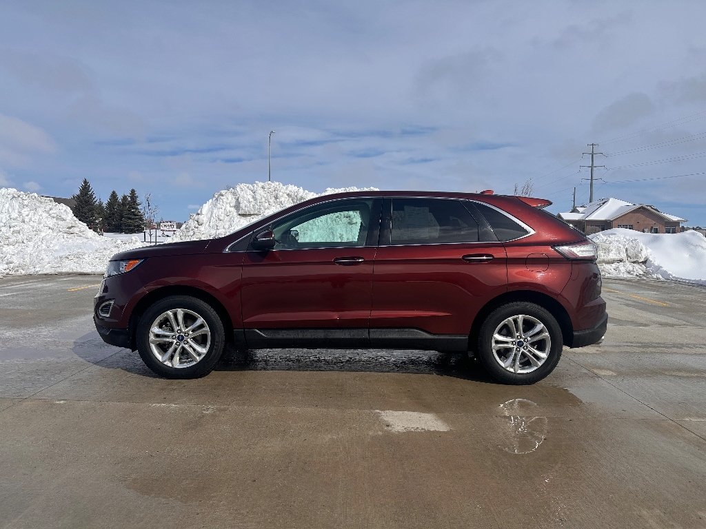 2015 Ford Edge Titanium's photo