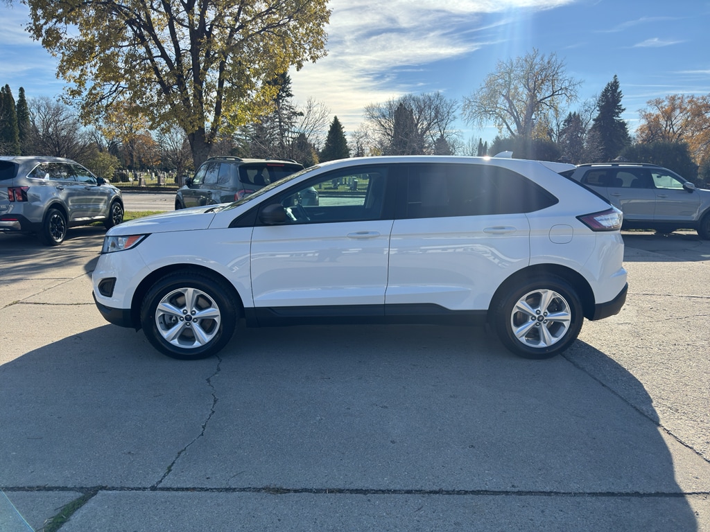 2016 Ford Edge SE