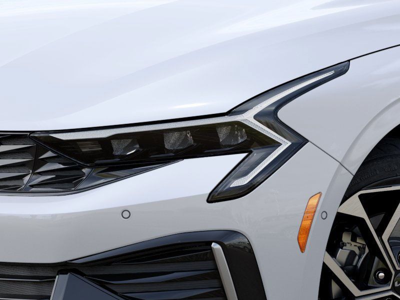 2025 Kia K5 EX - Photo 10