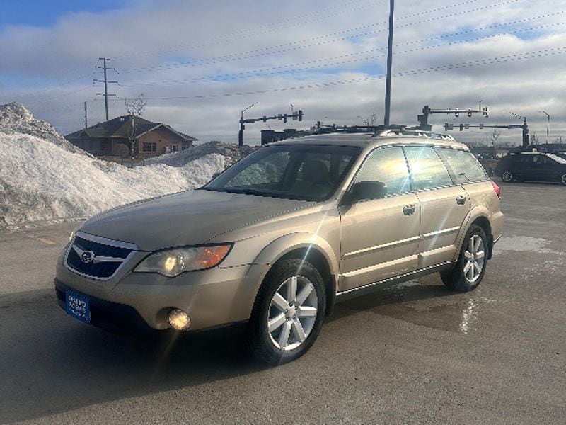 Used 2009 Subaru Outback 2.5i with VIN 4S4BP61C897346166 for sale in Grand Forks, ND