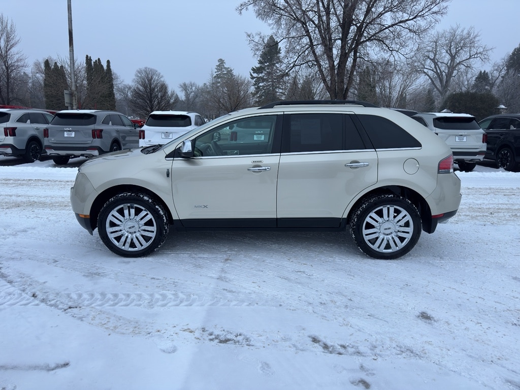 2010 Lincoln MKX Base's photo