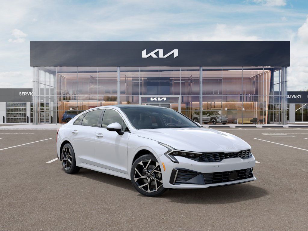 2025 Kia K5 EX - Photo 8