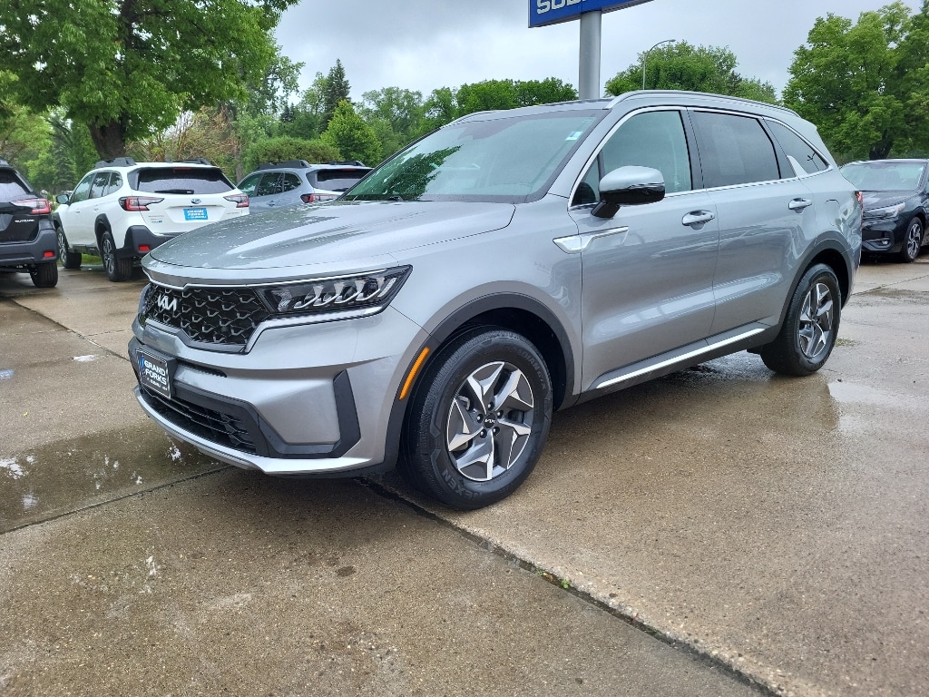 Used 2022 Kia Sorento S Hybrid with VIN KNDRGDLG9N5103379 for sale in Grand Forks, ND