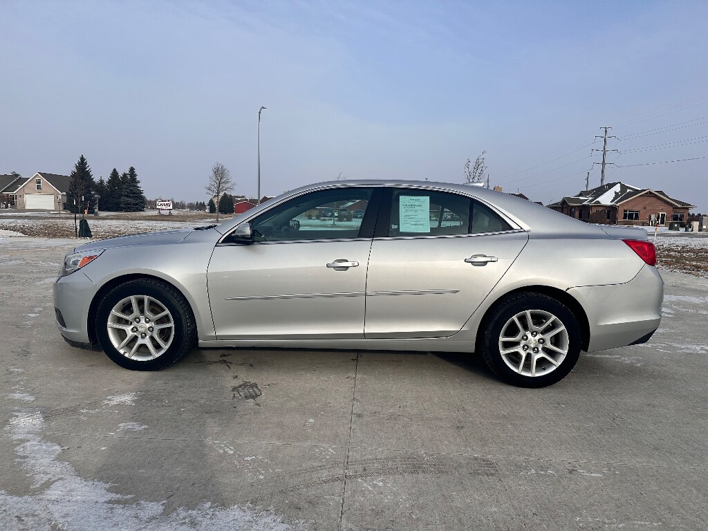 2015 Chevrolet Malibu 1LT's photo