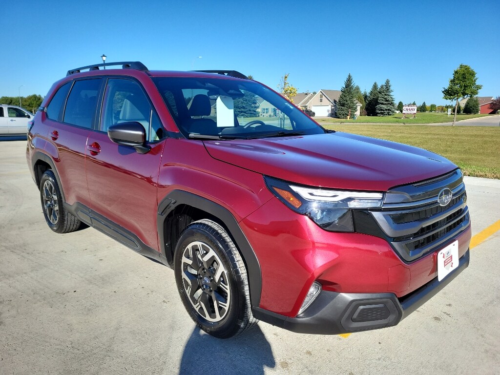 2025 Subaru Forester Premium photo 4