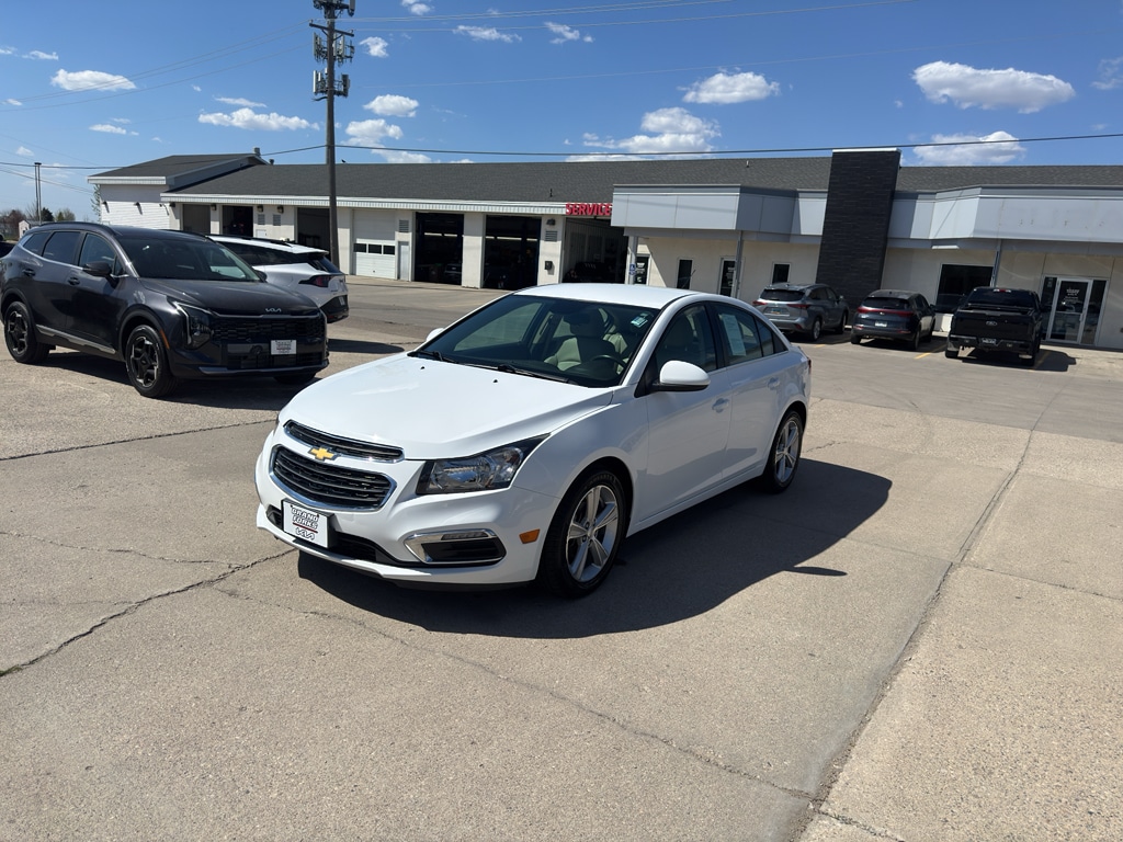 Used 2015 Chevrolet Cruze 2LT with VIN 1G1PE5SB0F7144992 for sale in Grand Forks, ND