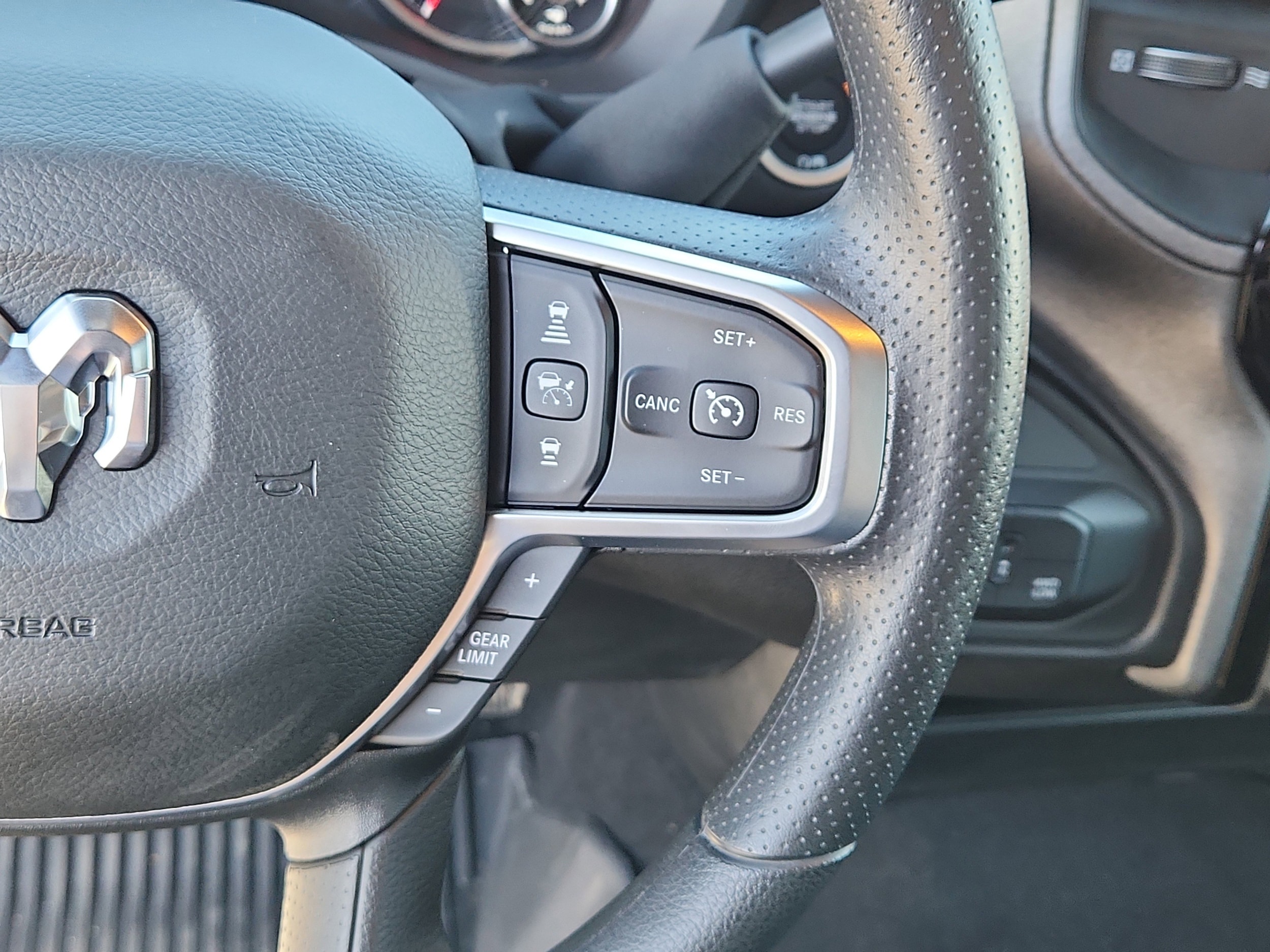 2026 RAM 2500 Tradesman - Photo 15