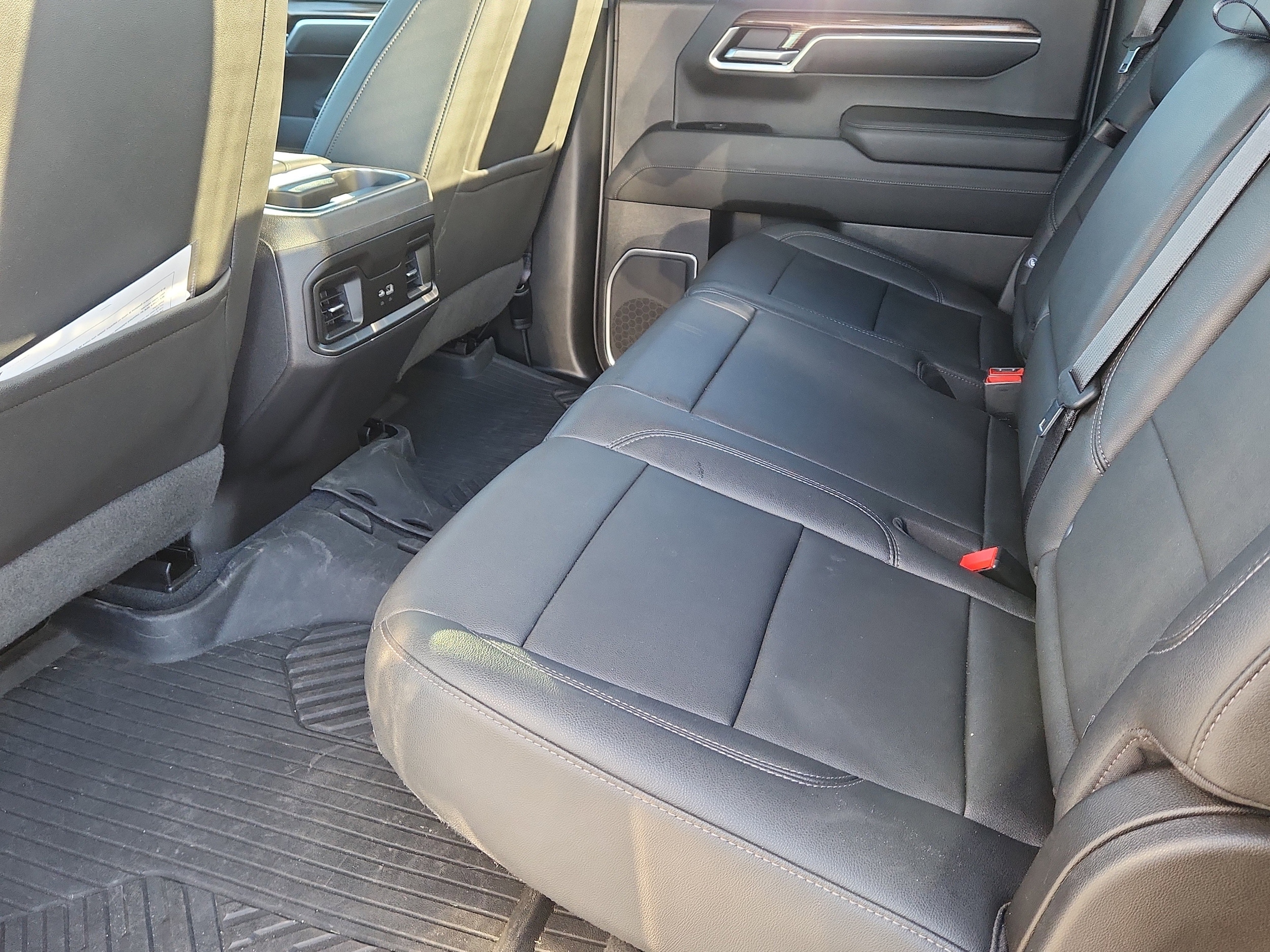 2022 Chevrolet Silverado 1500 RST - Photo 11
