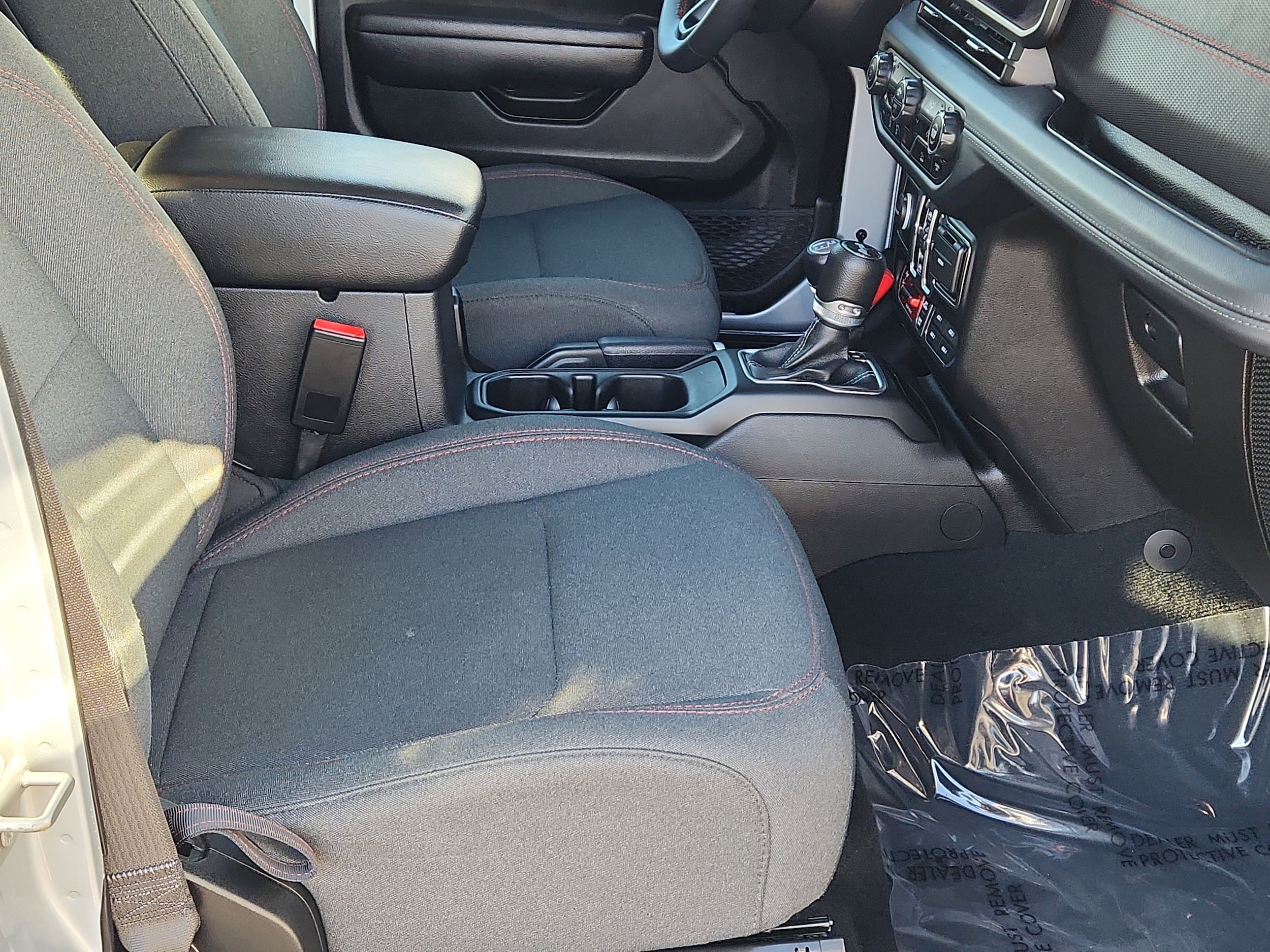 2024 Jeep Wrangler 4-Door Rubicon - Photo 13