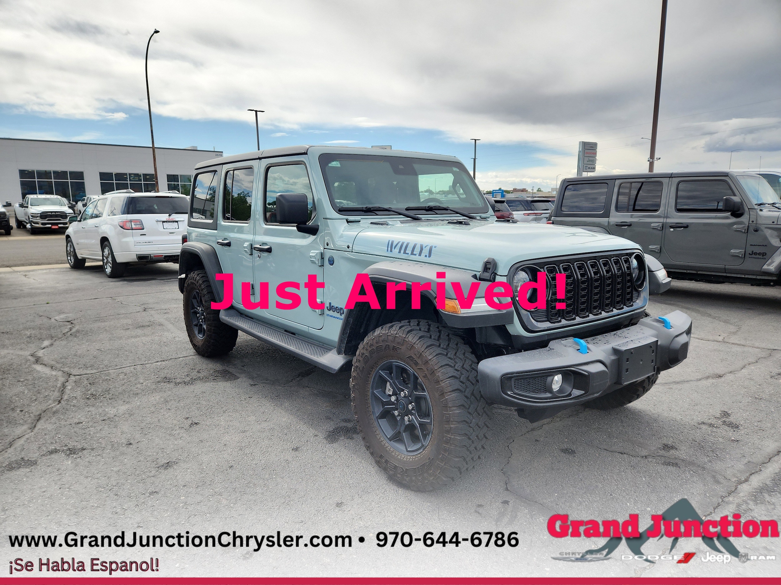2024 Jeep Wrangler 4xe Willys 4XE's photo