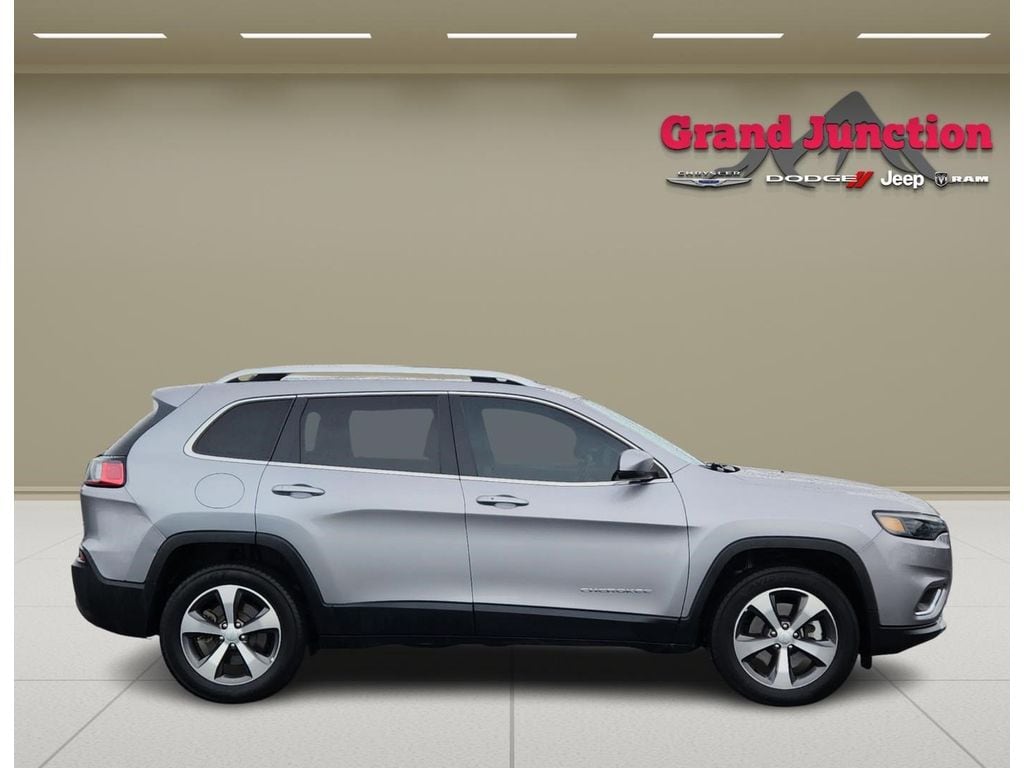 Used 2020 Jeep Cherokee Limited with VIN 1C4PJMDXXLD587458 for sale in Grand Junction, CO