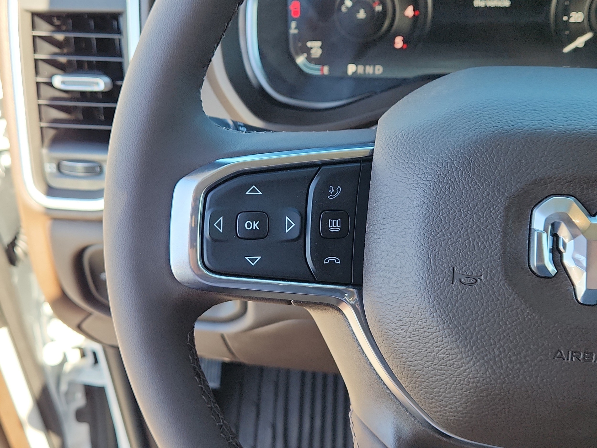 2026 RAM 2500 Laramie - Photo 14
