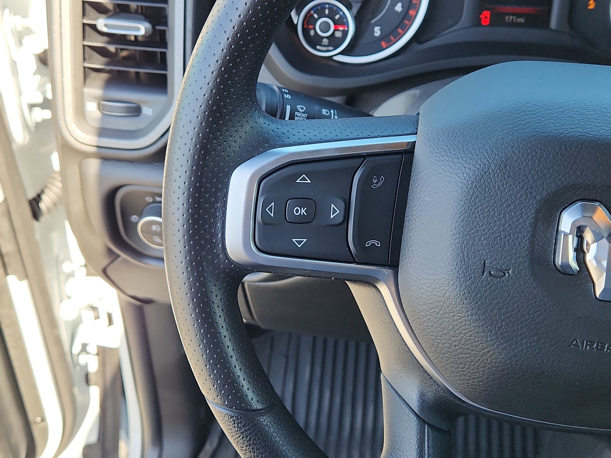 2026 RAM 2500 Tradesman - Photo 14