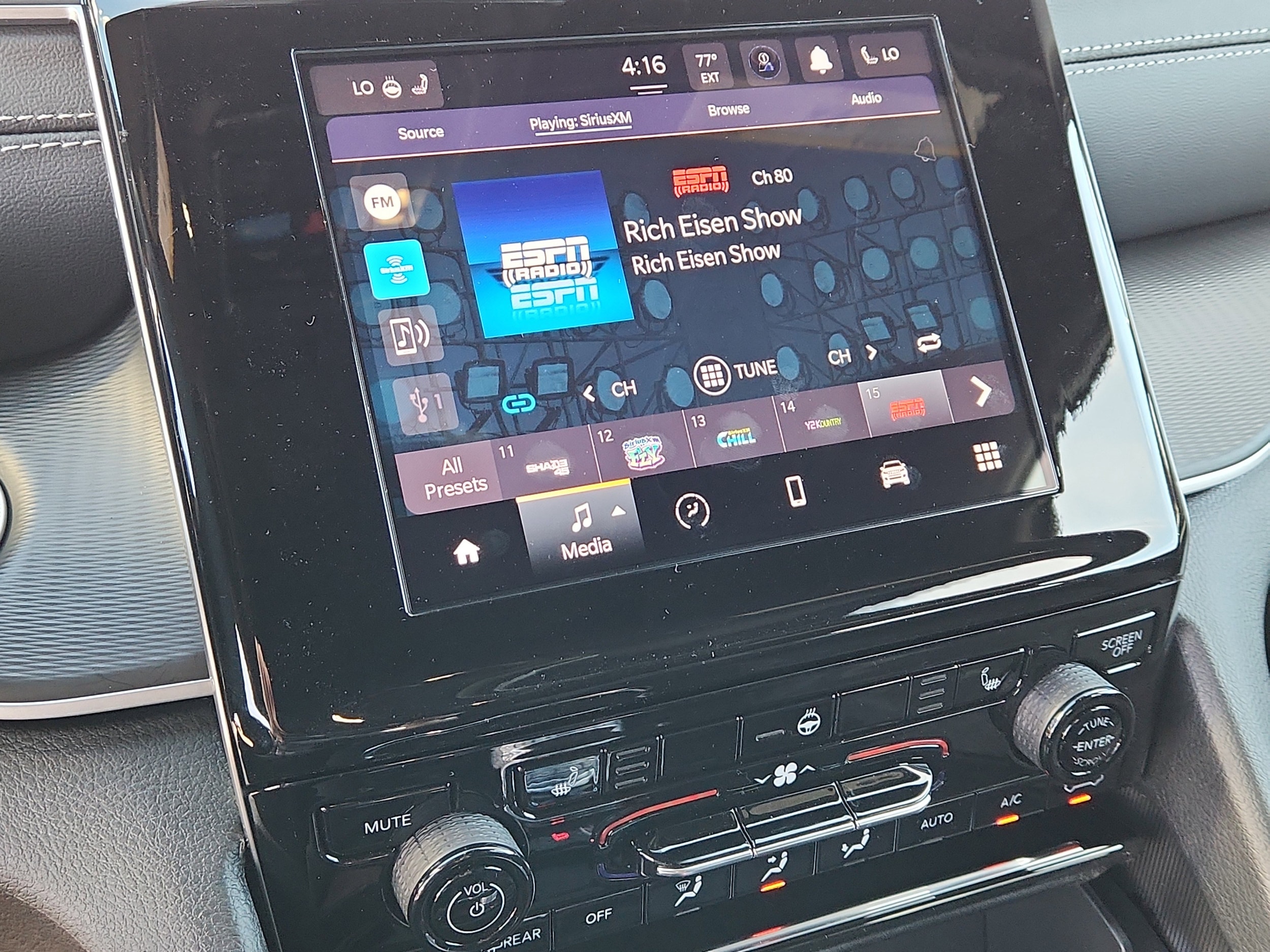 2025 Jeep Grand Cherokee L Altitude - Photo 19