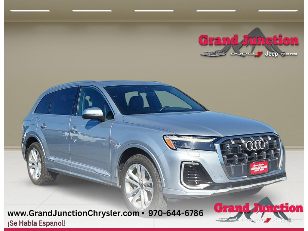 2025 Audi Q7 55 Premium Plus quattro Tiptronic's photo