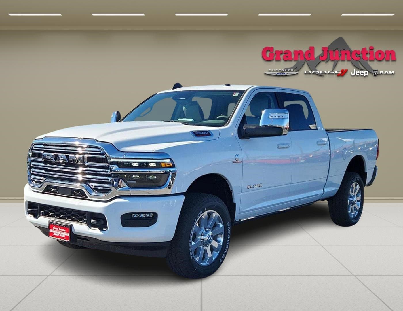 2026 RAM 2500 Laramie - Photo 2
