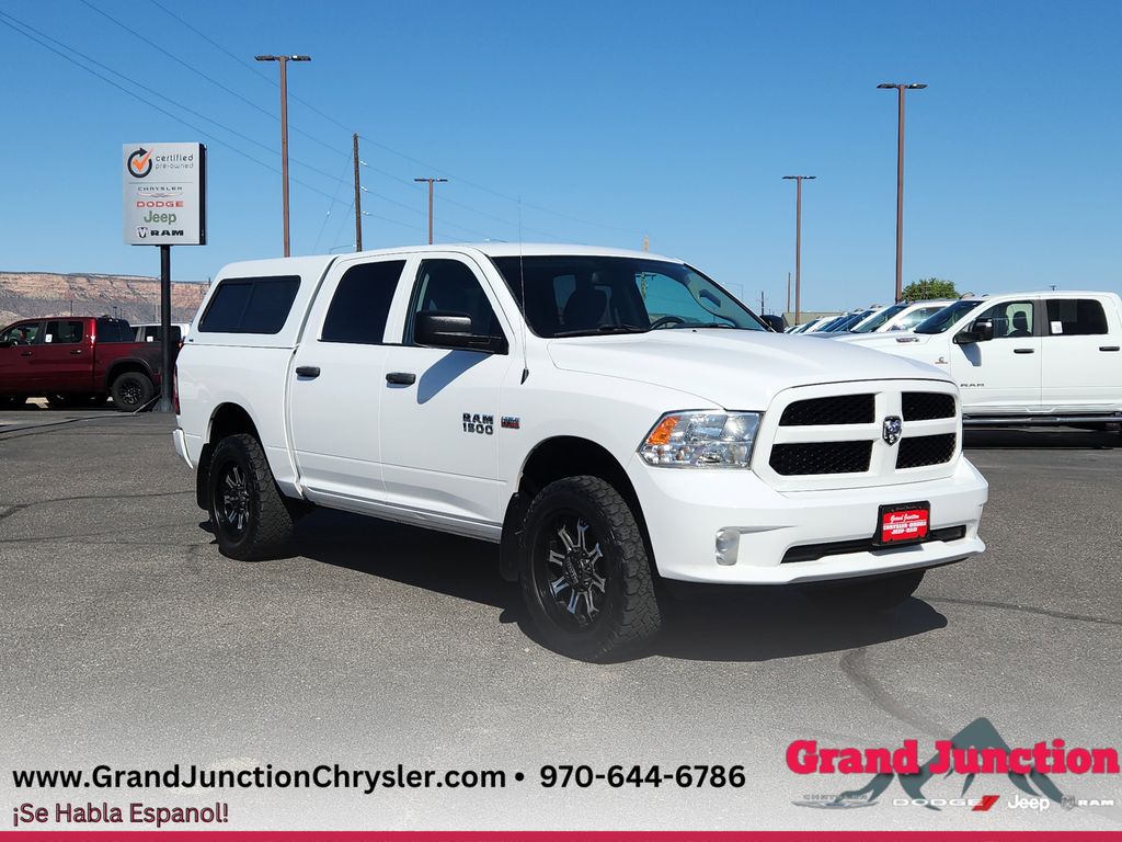 2017 RAM 1500 Express 4x4 Crew Cab 5'7's photo