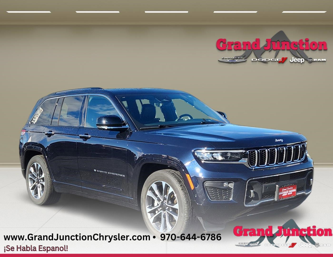 2023 Jeep Grand Cherokee Overland's photo