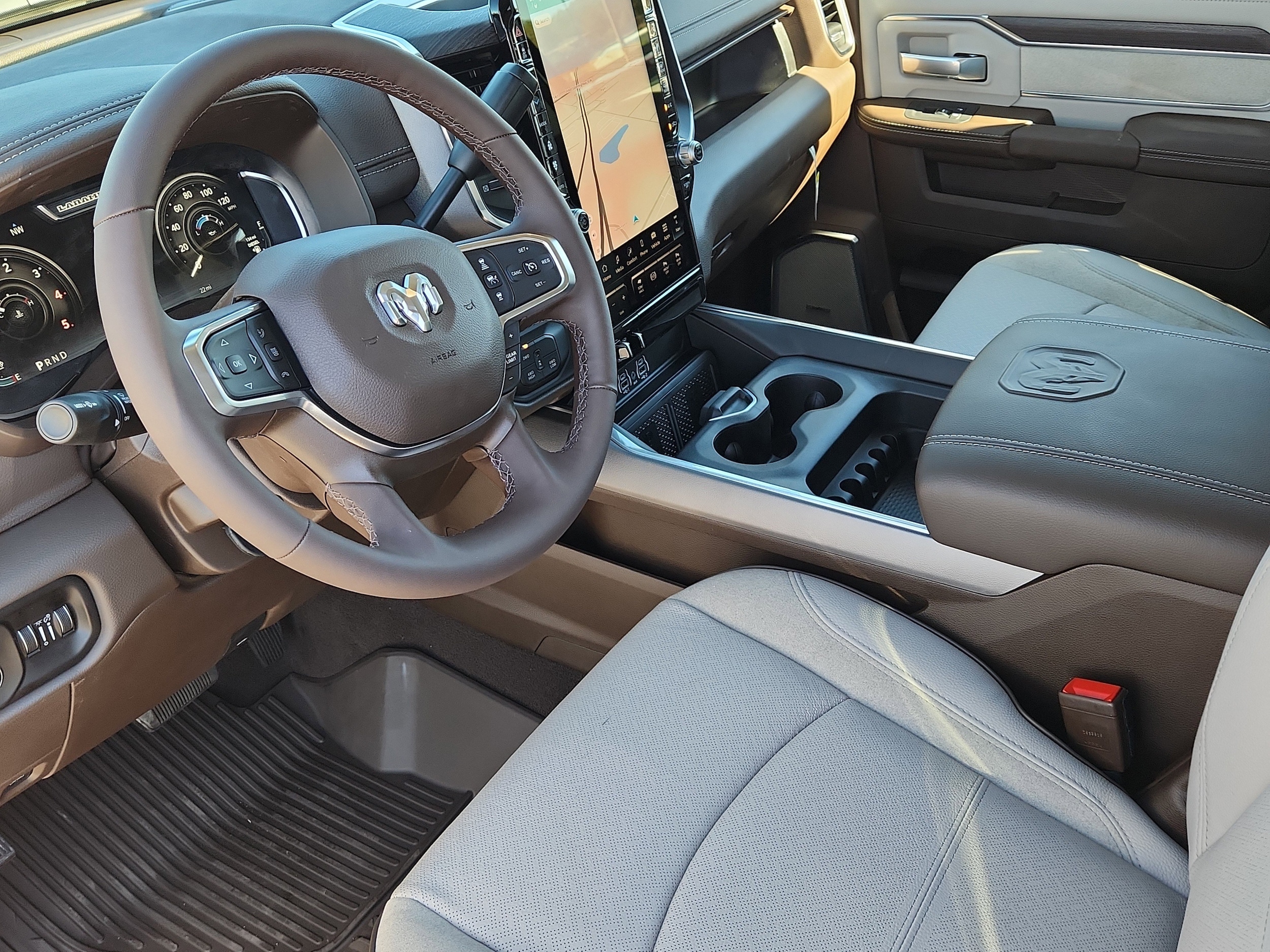 2026 RAM 2500 Laramie - Photo 10