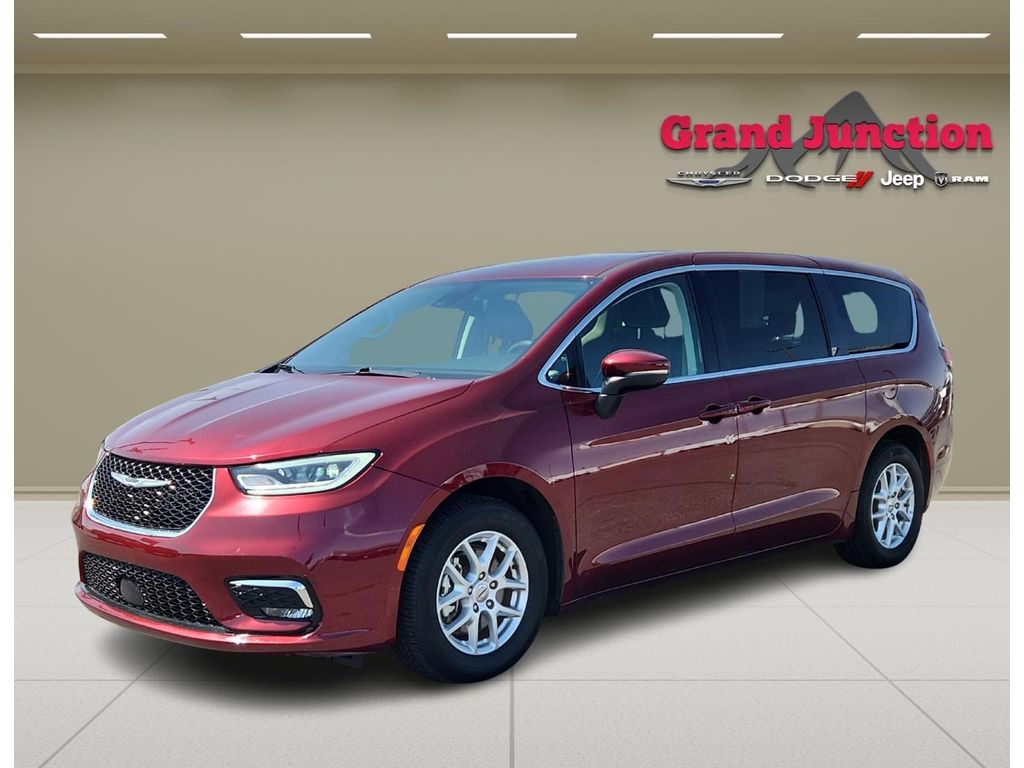 Used 2023 Chrysler Pacifica Touring L with VIN 2C4RC1BG6PR521061 for sale in Grand Junction, CO