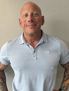 Staff member Scott Bregar from fbe12b563108