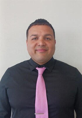 Staff member Carlos Gonzalez from fbe12b563108