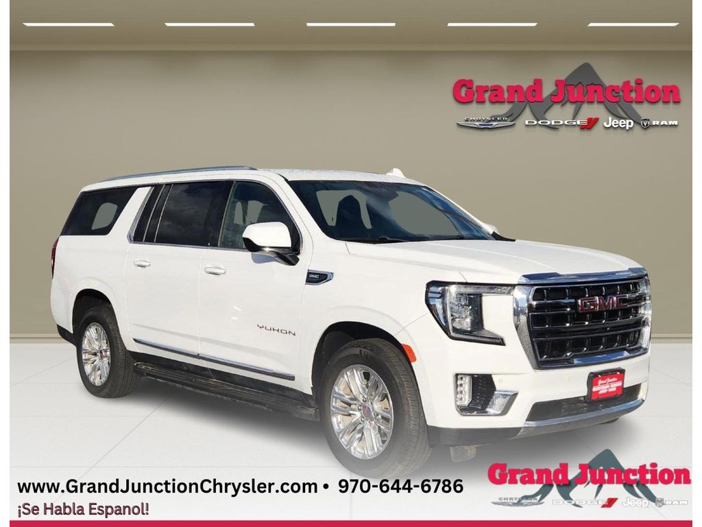 2023 GMC Yukon XL SLT's photo