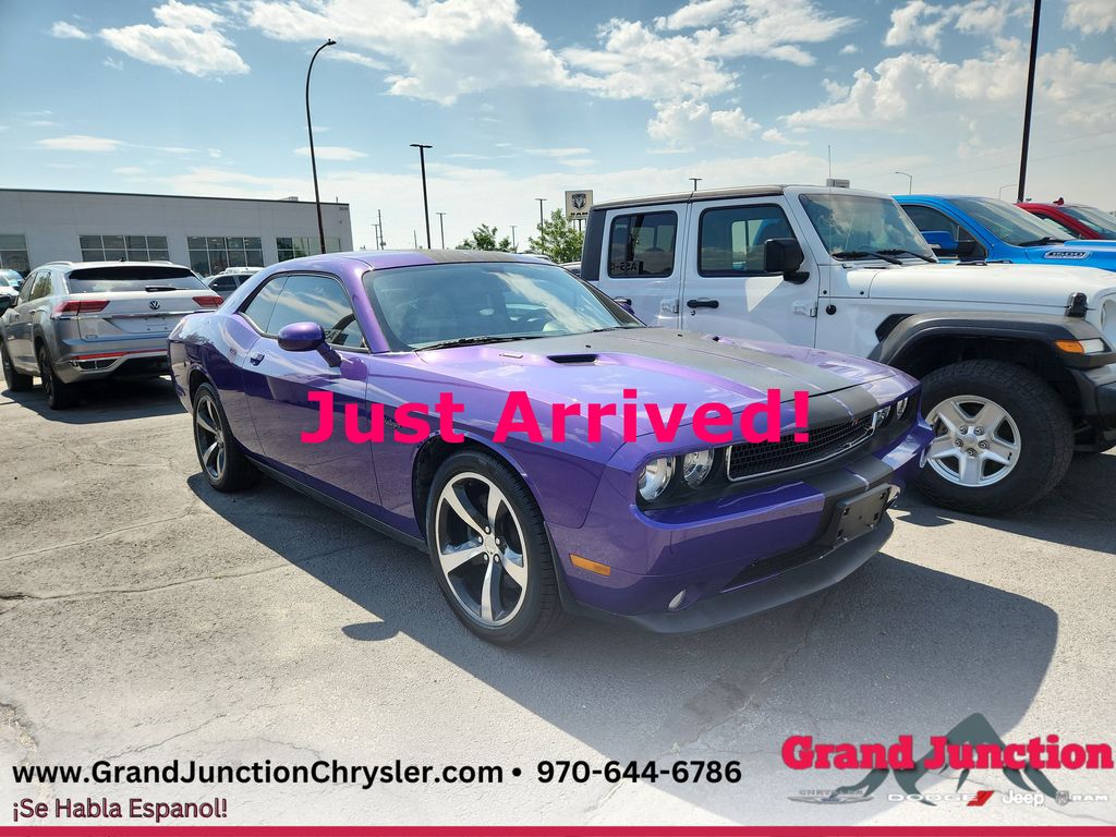  2013 Dodge Challenger R/T Classic RWD   