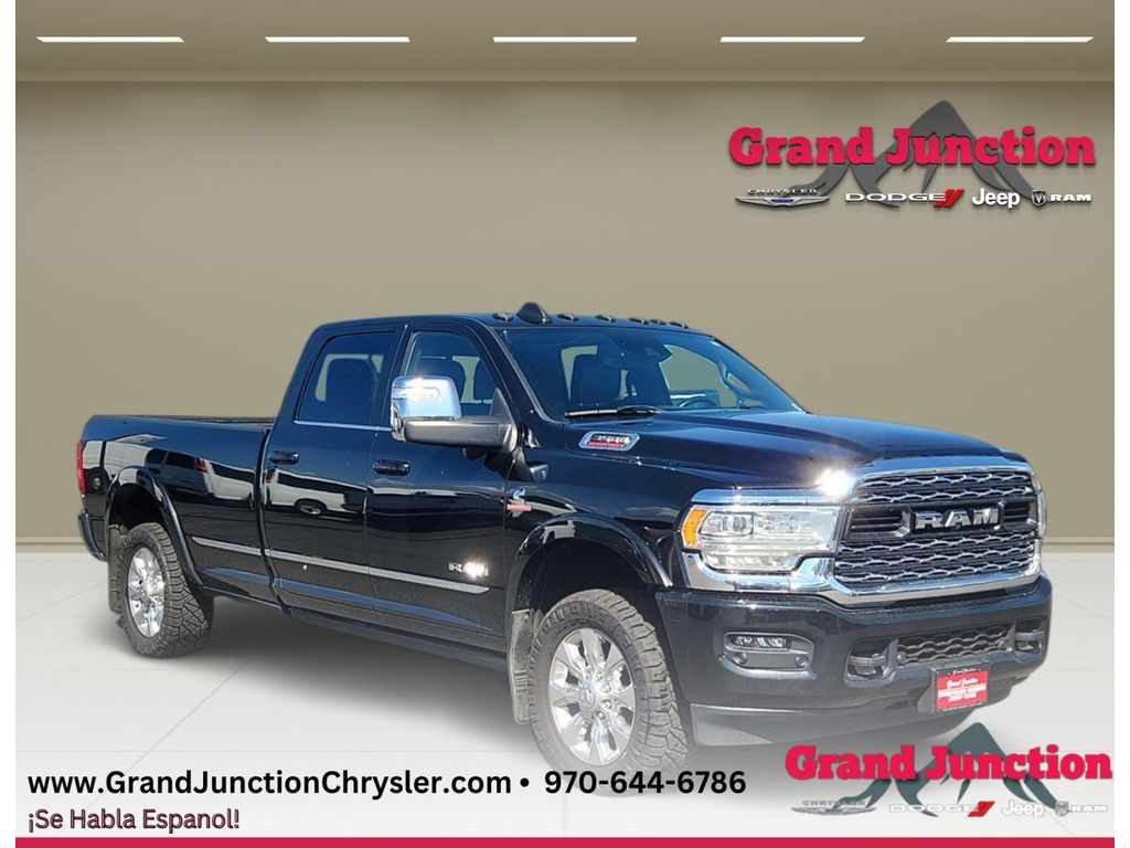 2024 RAM 3500 Limited Crew Cab LB 4WD