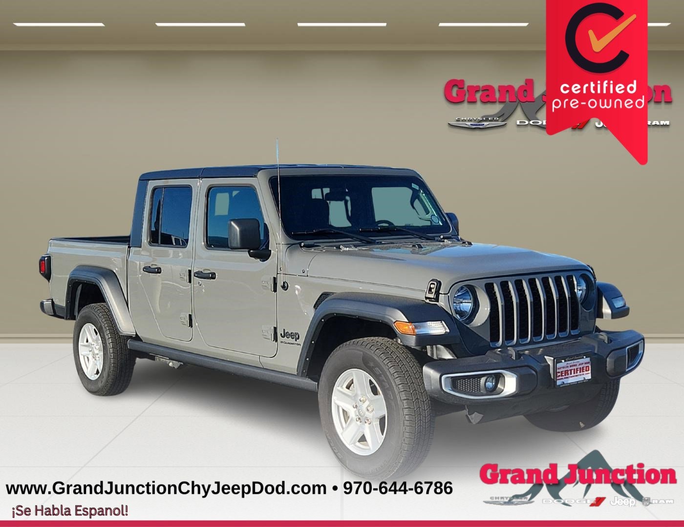 2023 Jeep Gladiator Sport S's photo