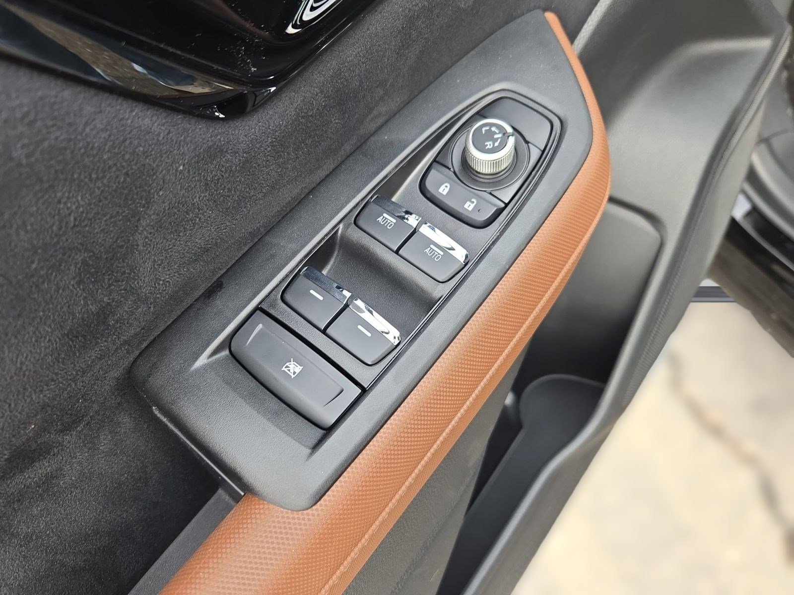 2026 Subaru Forester Touring - Photo 11