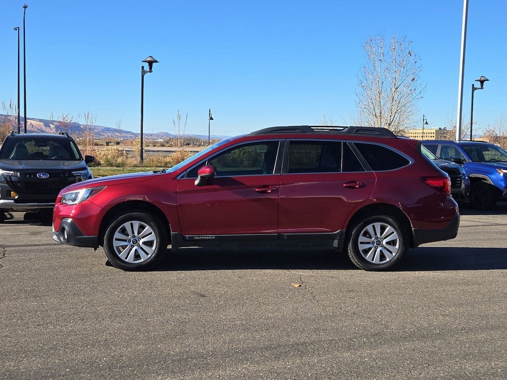 Used 2018 Subaru Outback 2.5i Premium with Starlink SUV