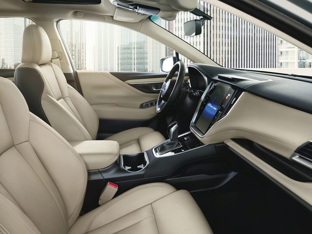 Subaru Legacy interior