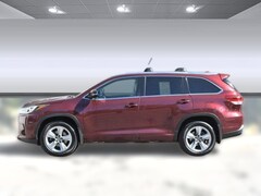 Used 2017 Toyota Highlander Limited V6 SUV in Glenwood Springs