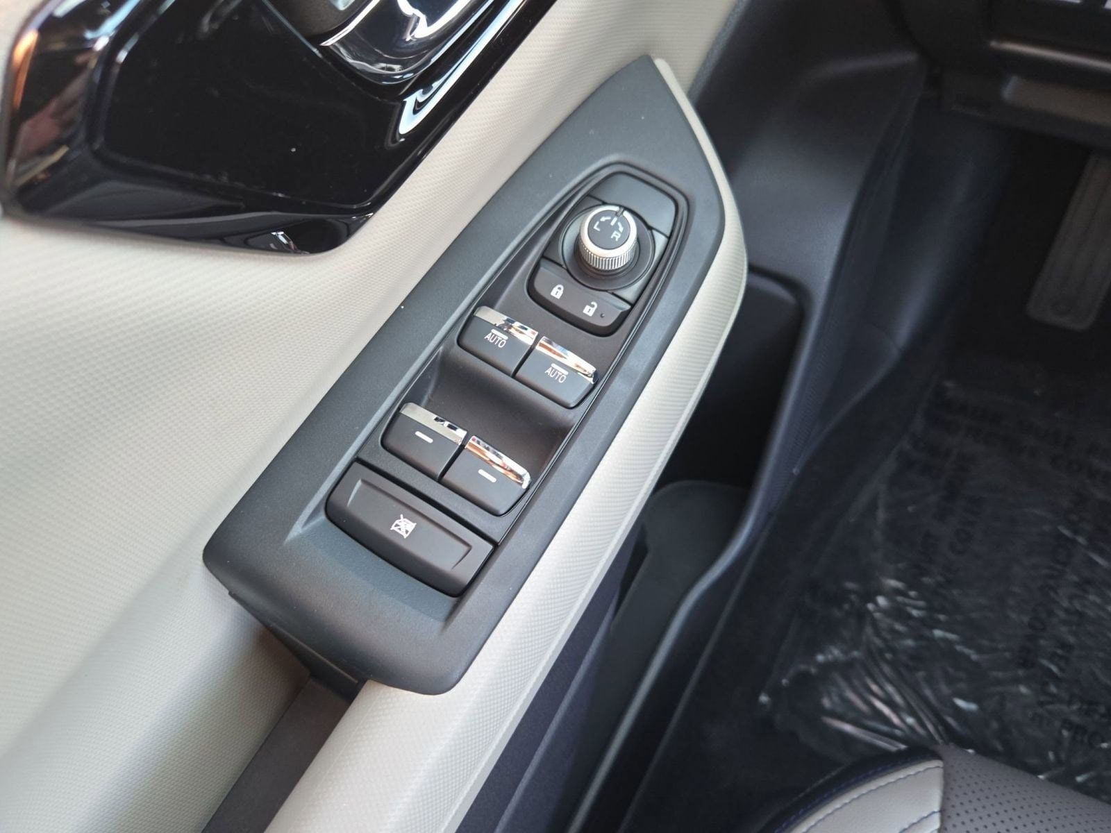 2026 Subaru Forester Limited - Photo 10