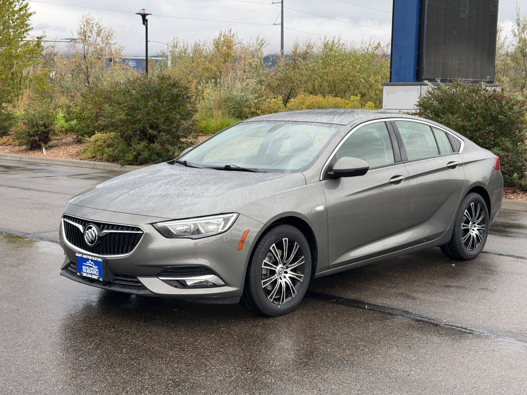 2018 Buick Regal Sportback Preferred II Hatchback 2018 Buick Regal Sportback Preferred II Hatchback