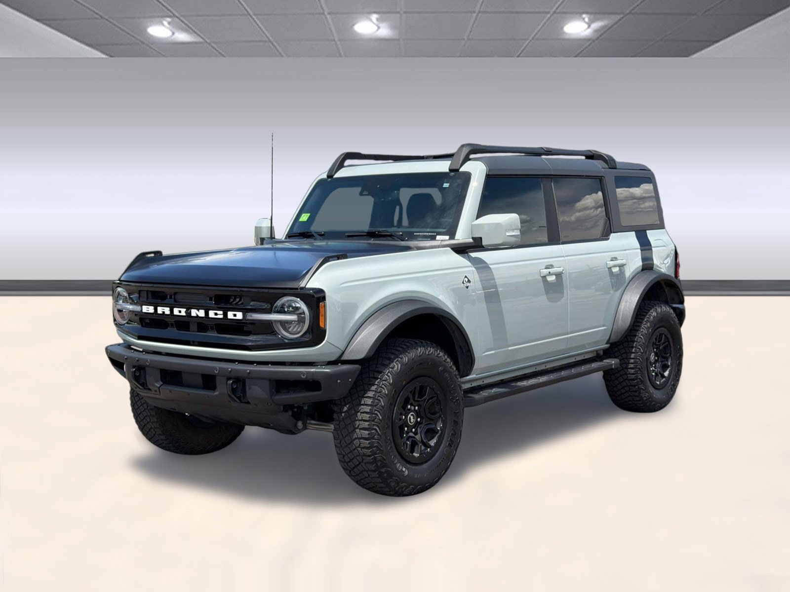 2023 Ford Bronco Outer Banks 4x4's photo