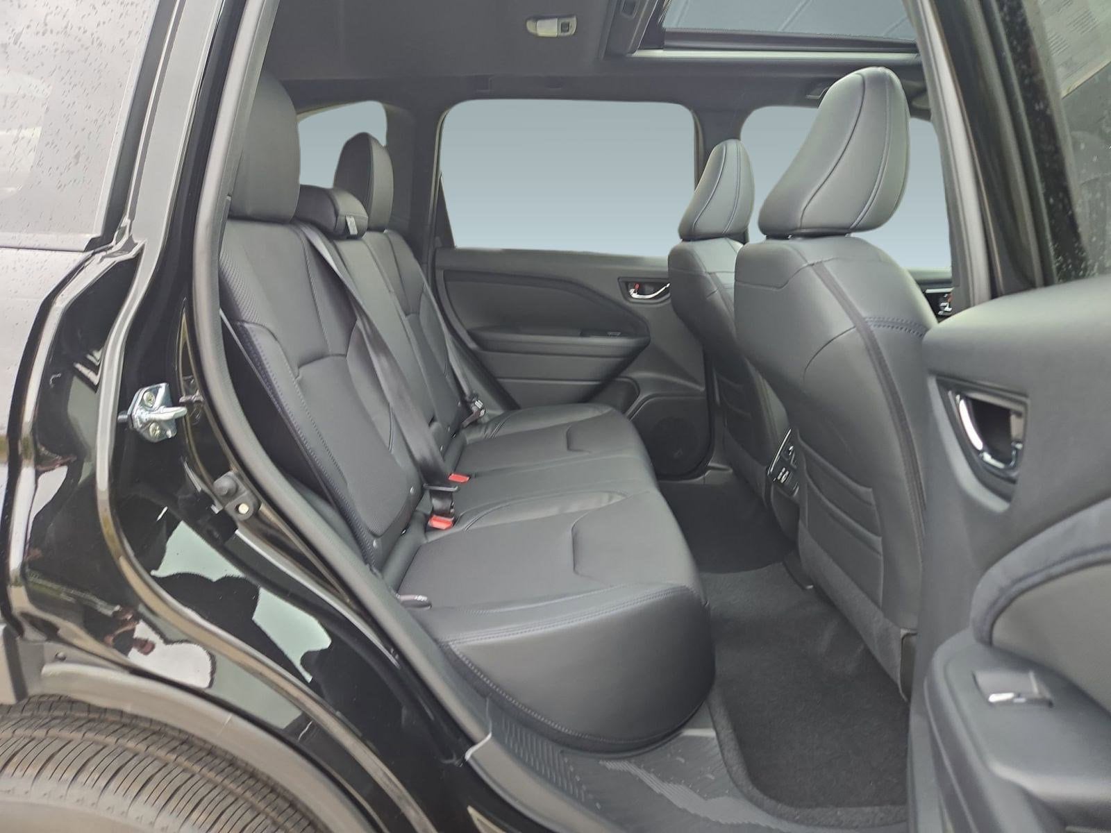 2025 Subaru Forester Limited - Photo 25