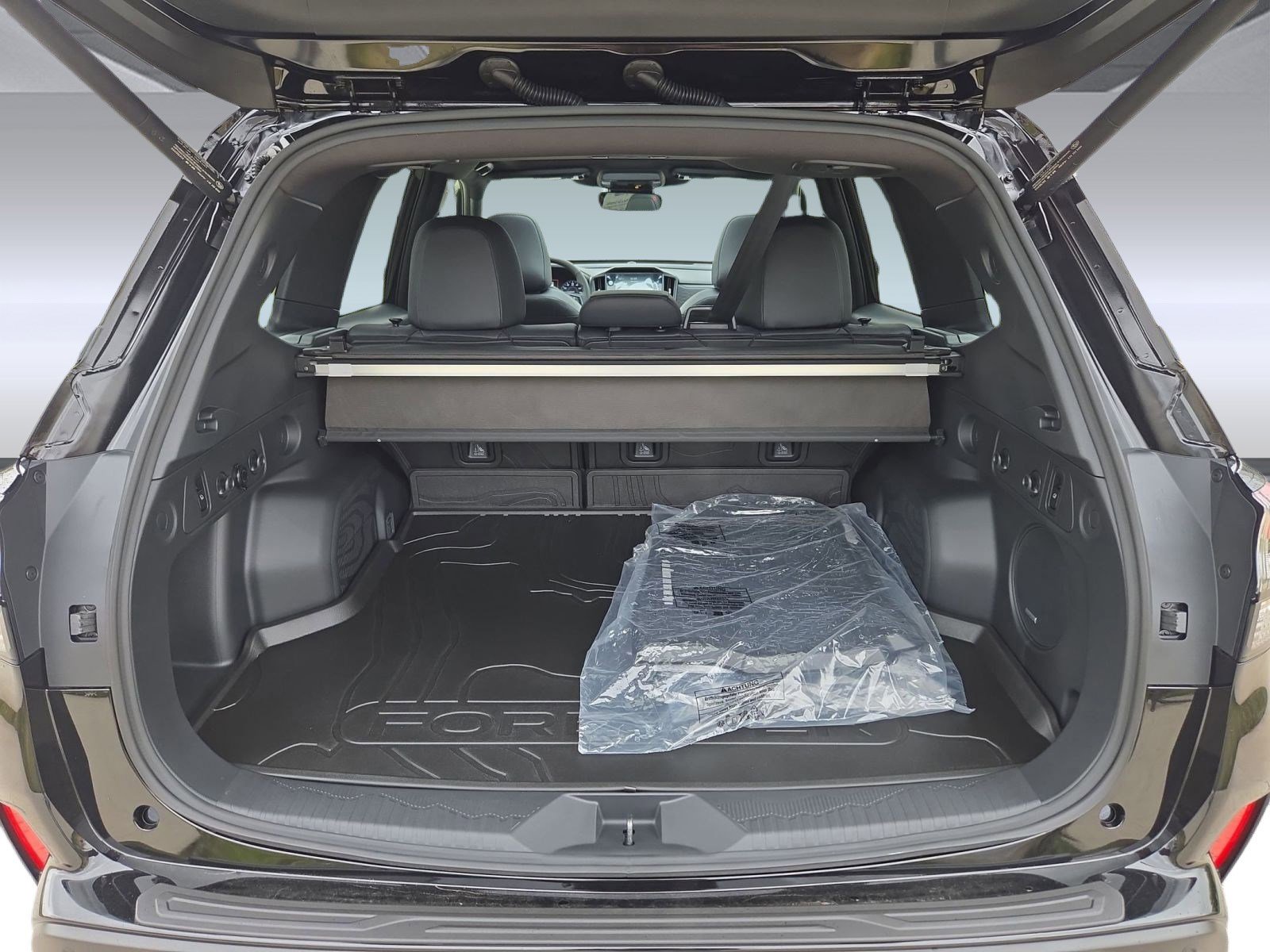 2025 Subaru Forester Limited - Photo 24