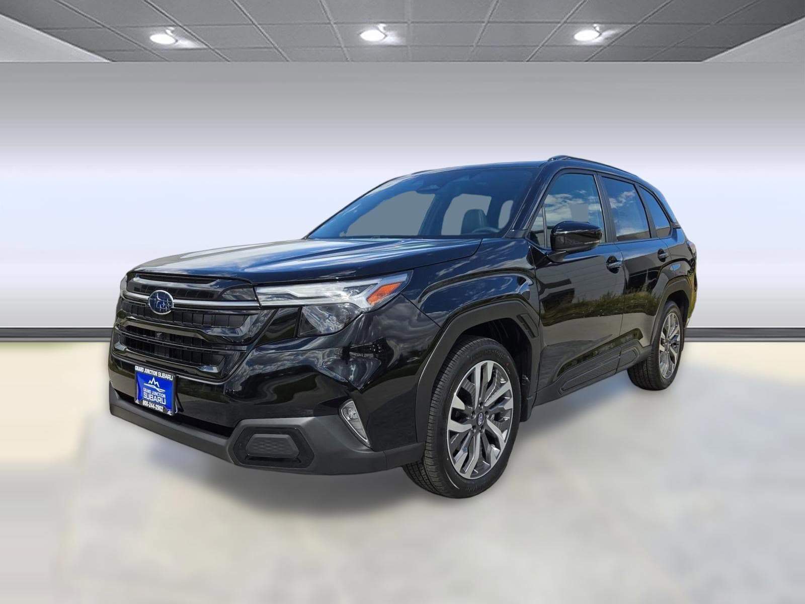 2025 Subaru Forester Touring's photo