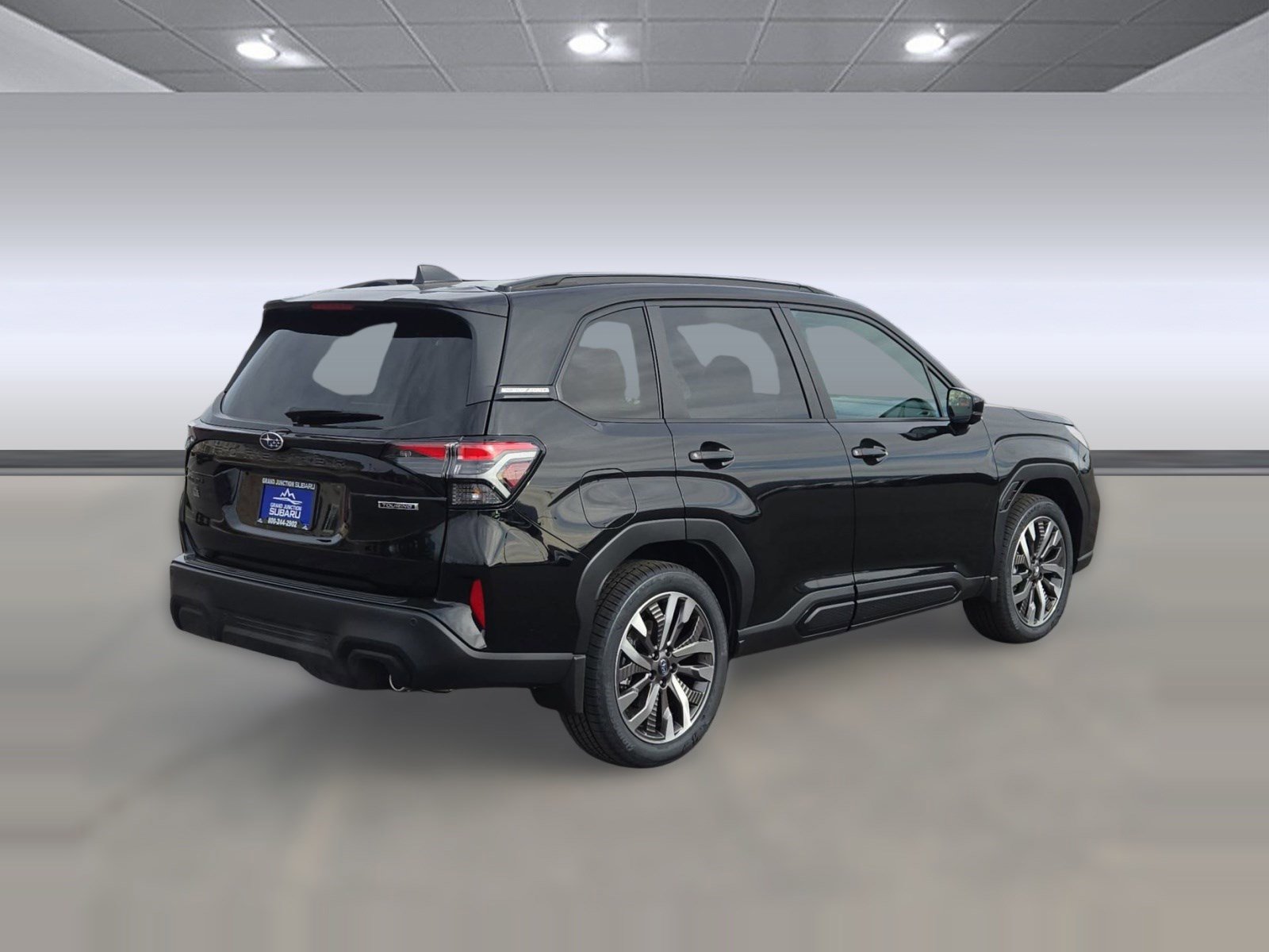2026 Subaru Forester Touring - Photo 9