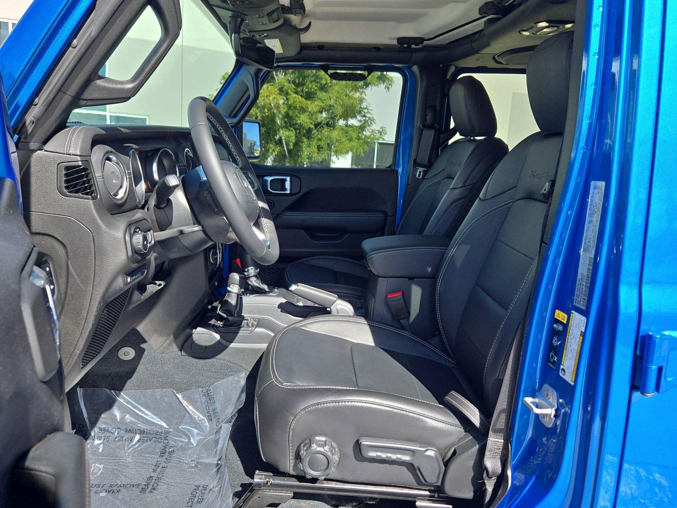 2022 Jeep Wrangler Unlimited 4xe Sahara photo 4