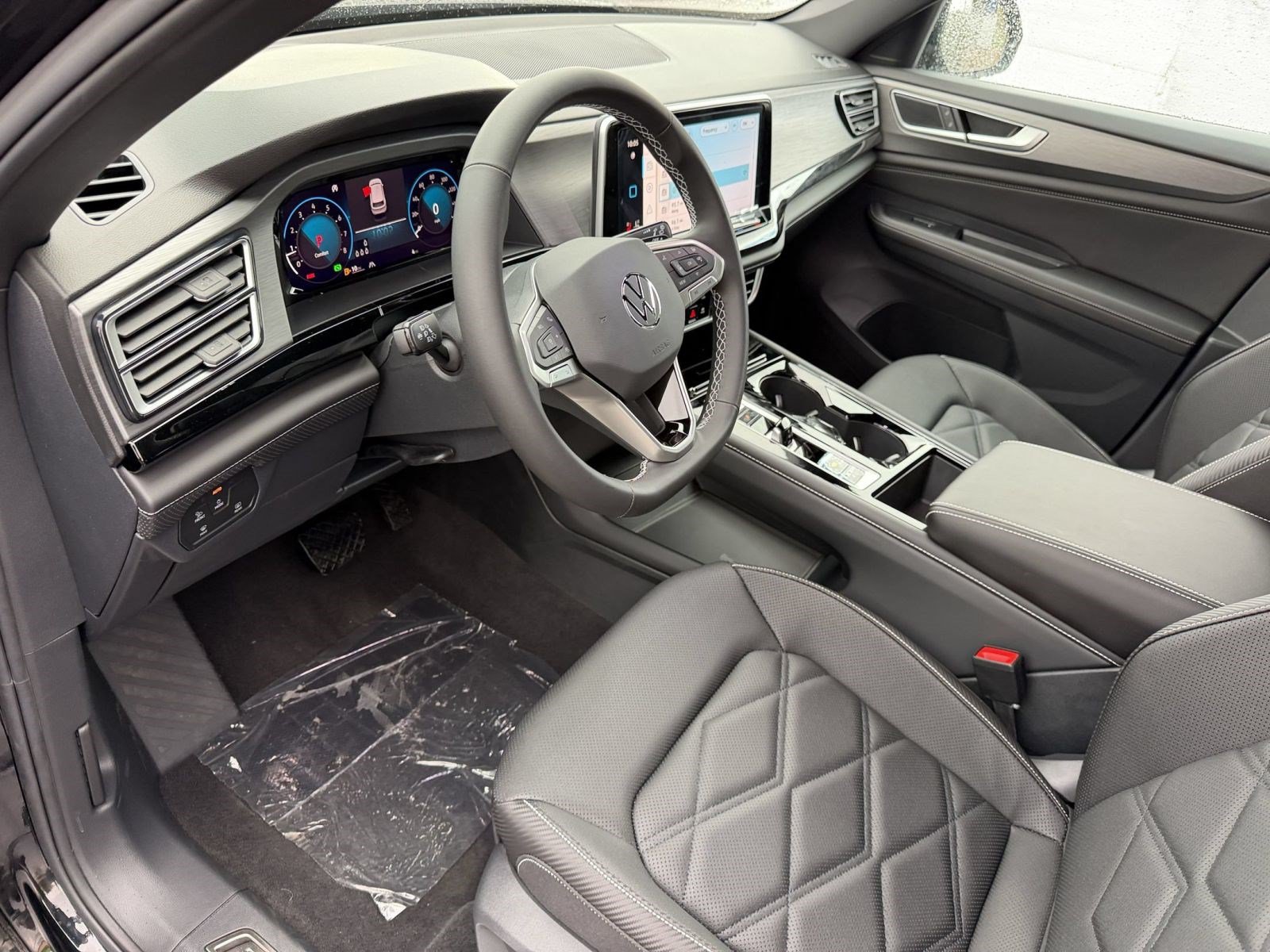 New 2026 Volkswagen Atlas Cross Sport SE w/Technology SUV