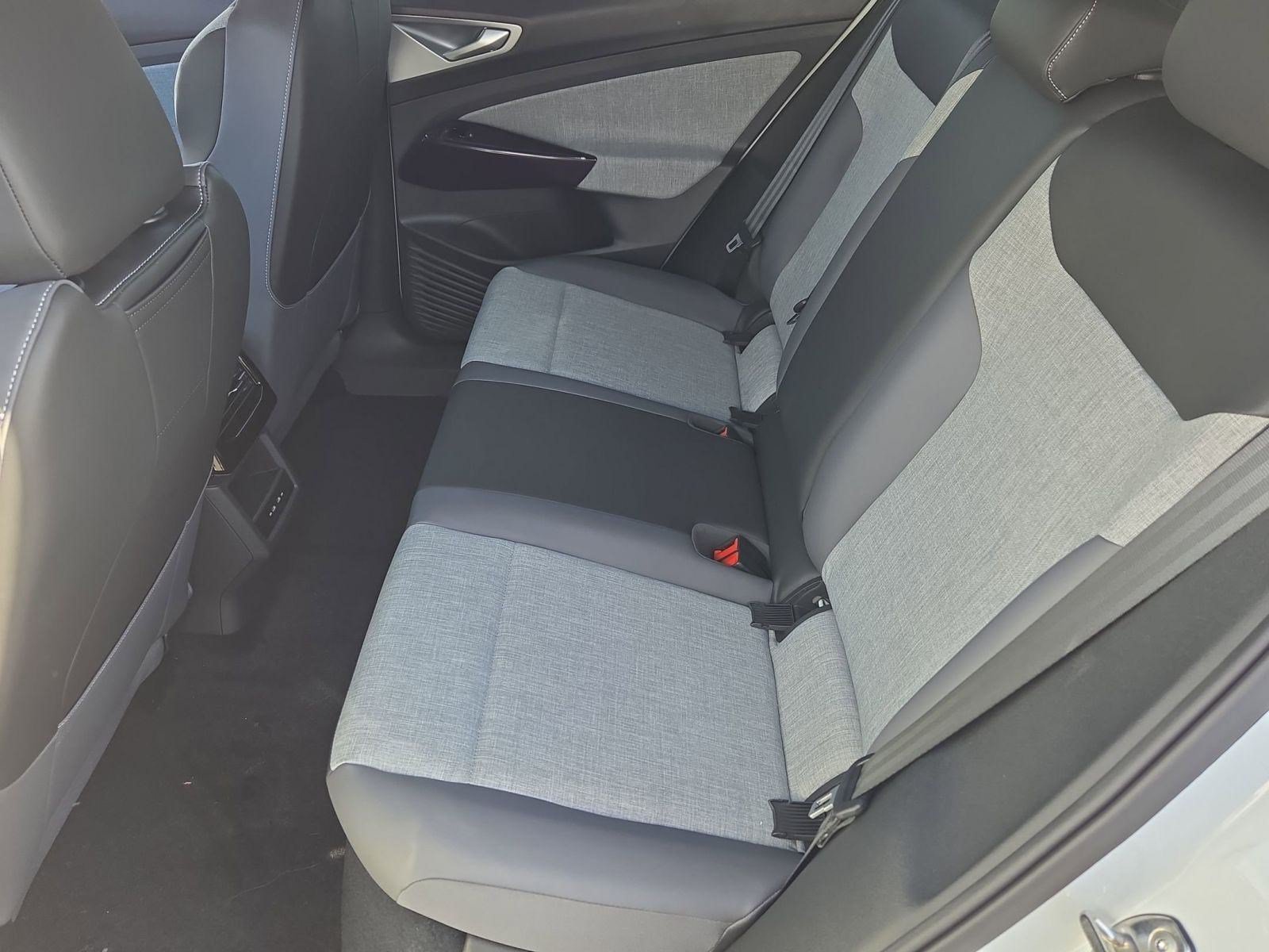 2026 Volkswagen ID.4 PRO - Photo 10