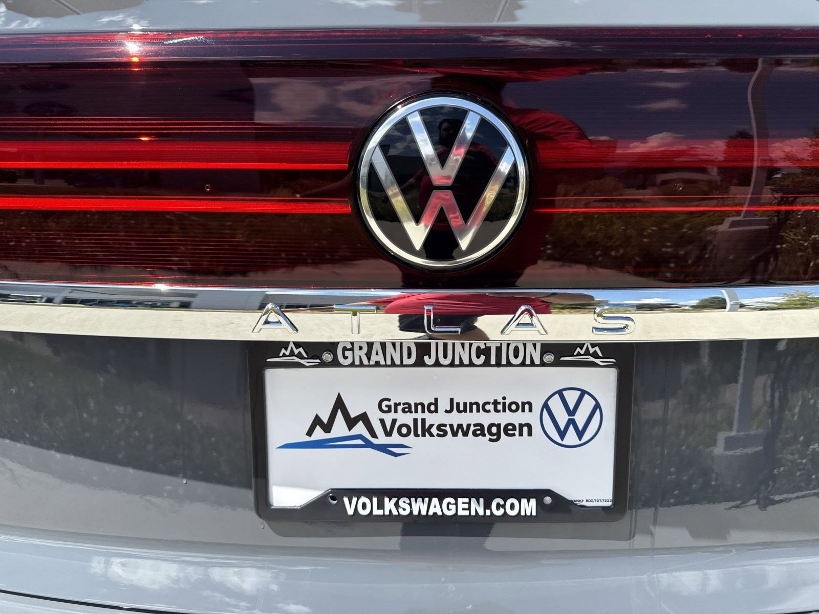 2026 Volkswagen Atlas Cross Sport SE w/Tech - Photo 27