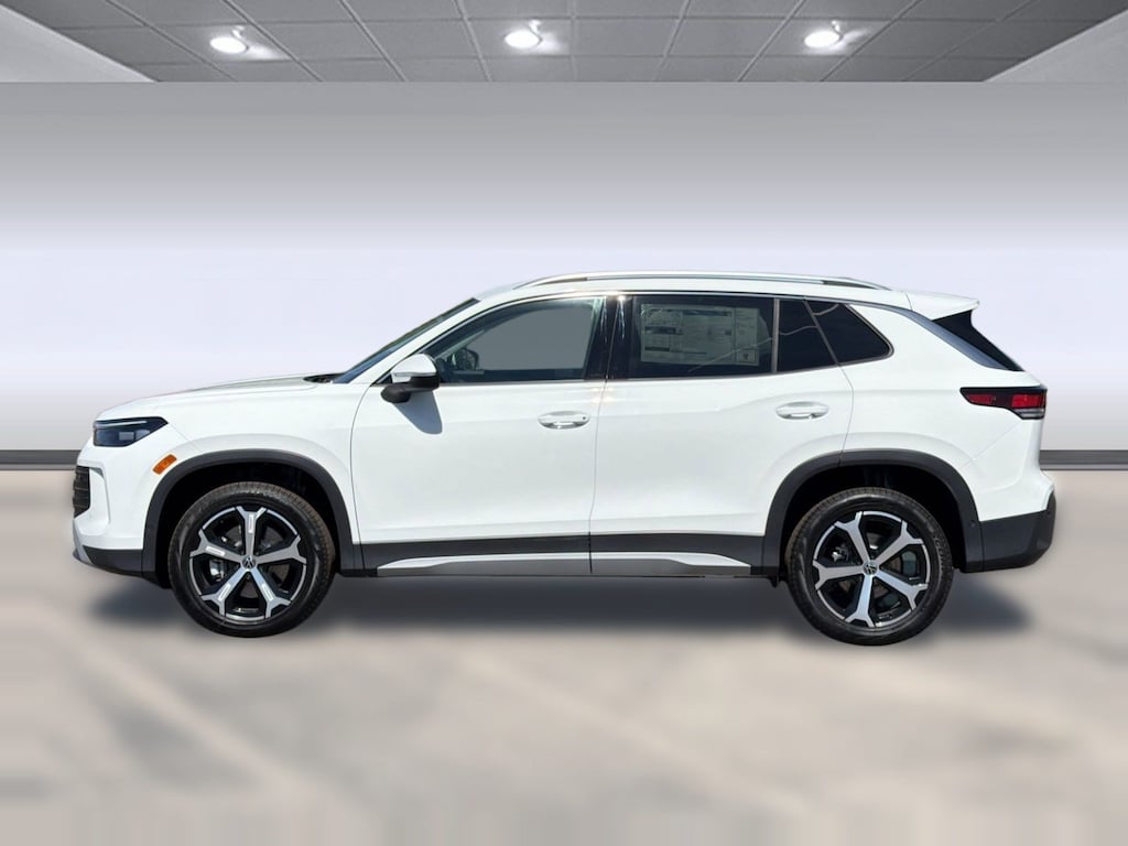 New 2026 Volkswagen Tiguan SE SUV
