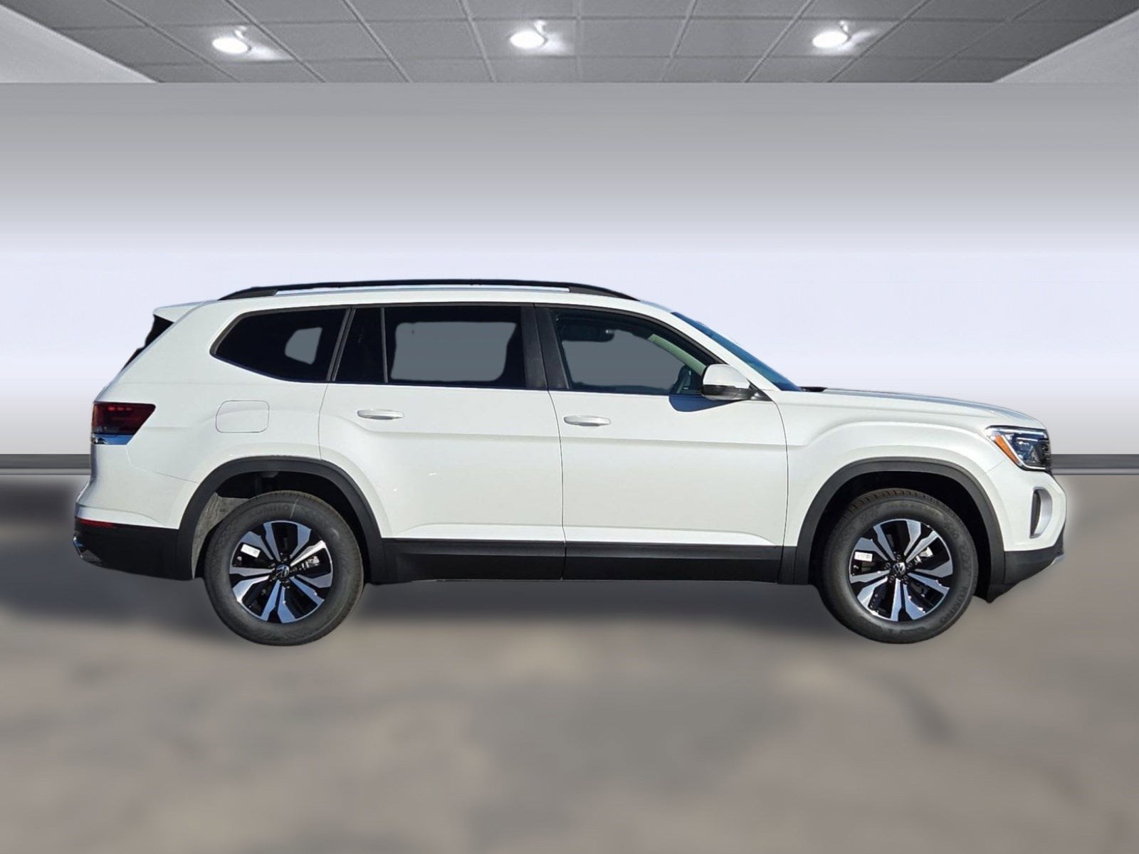 2026 Volkswagen Atlas SE - Photo 7